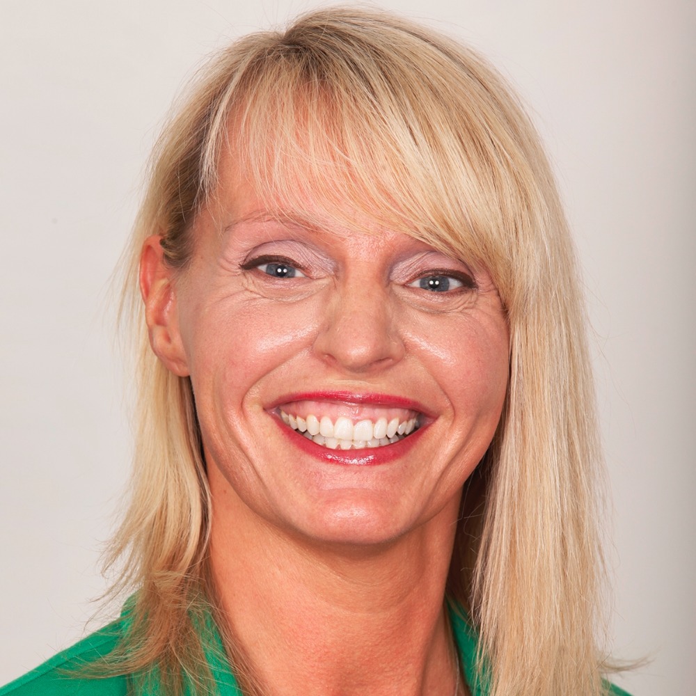 Meet your Posher, Alisa